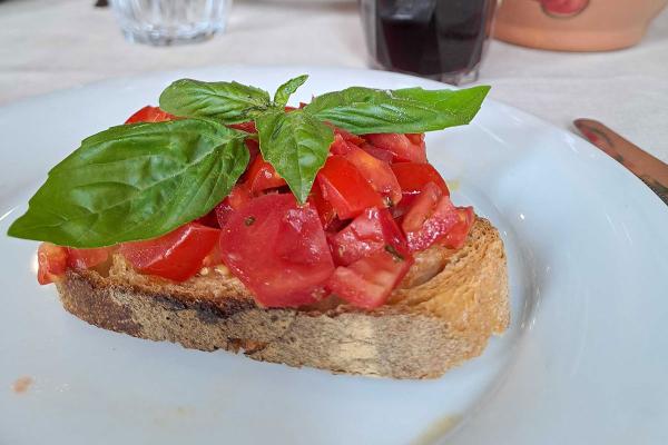 Bruschetta al pomodoro